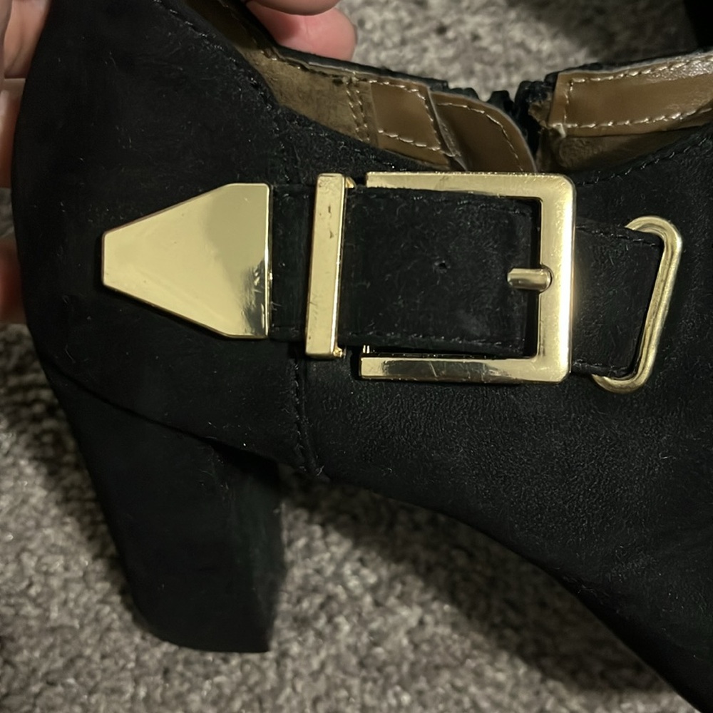 Women’s Black Boots - Picture 4 of 5